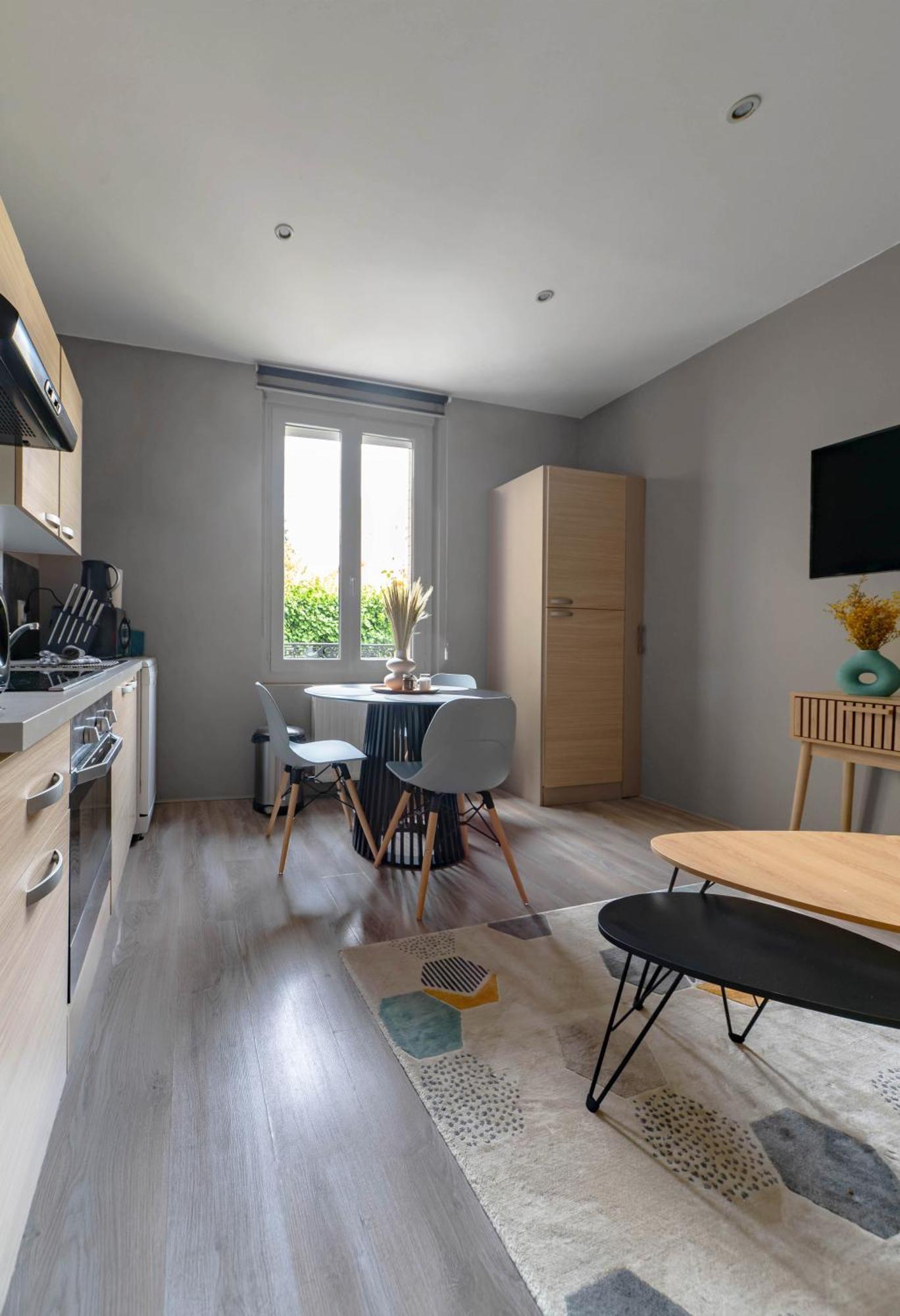 Le Vizier - Appartement Design Avec Parking En Centre Ville فيشي المظهر الخارجي الصورة