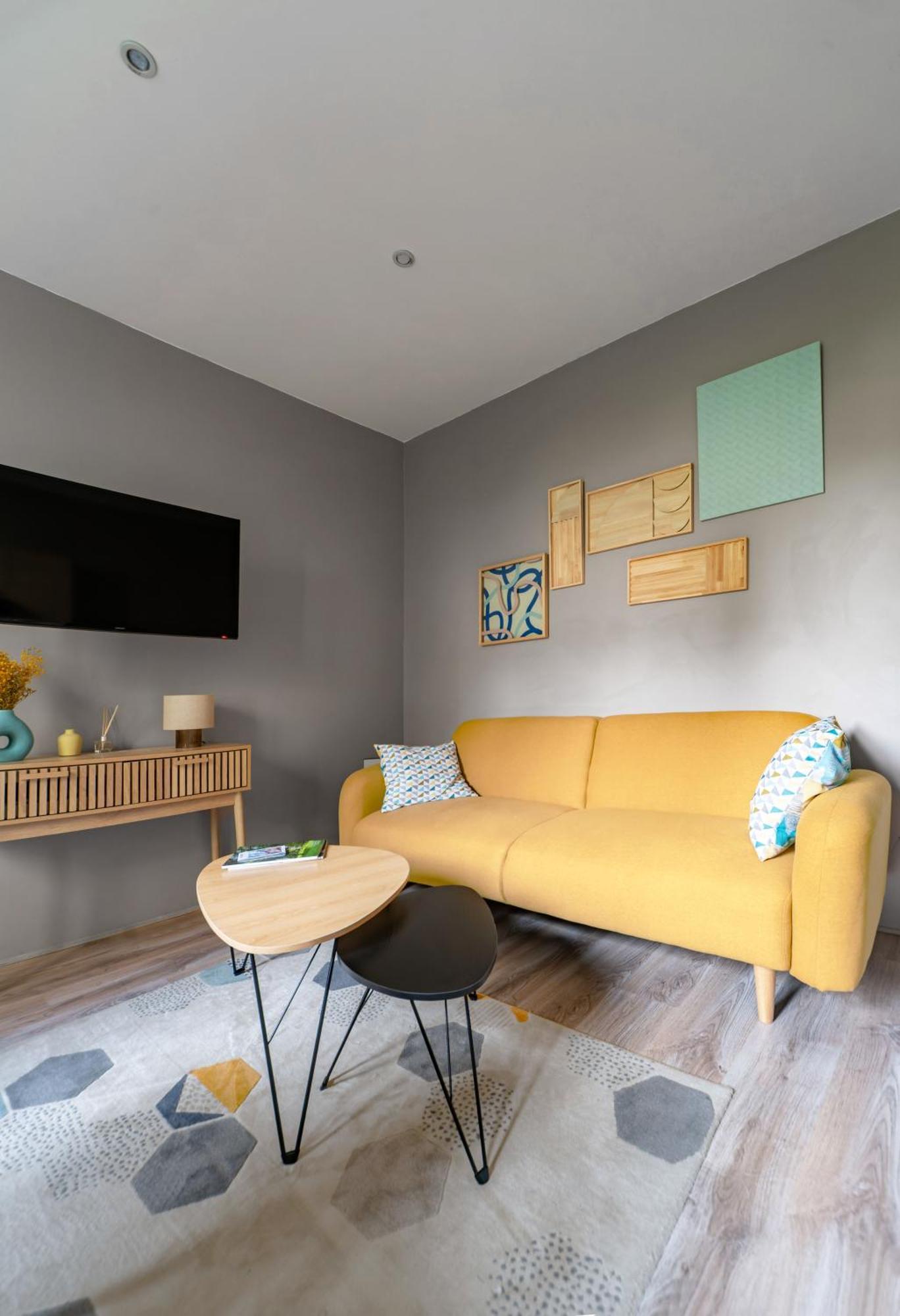 Le Vizier - Appartement Design Avec Parking En Centre Ville فيشي المظهر الخارجي الصورة